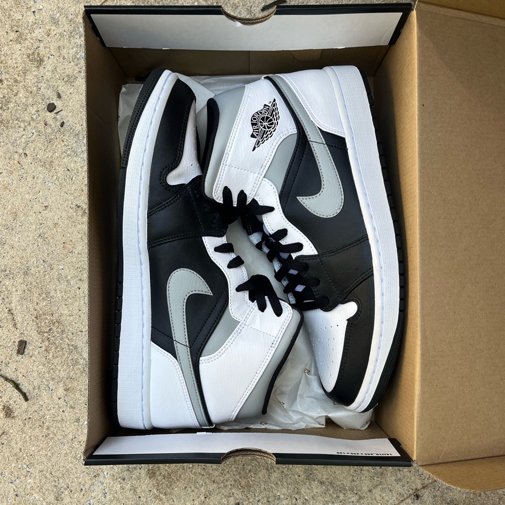 Air Jordan 1 Mid White Shadow Size:12